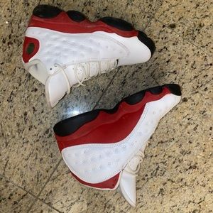 Jordan 🍒 13s - Size 5 (2010)
